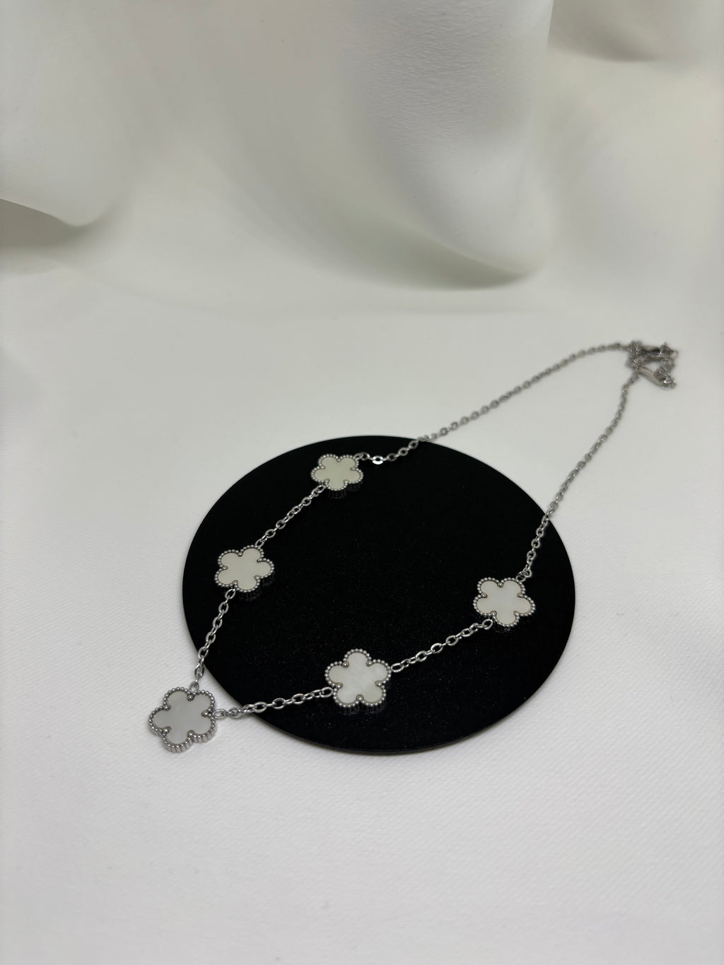 Collier Lina