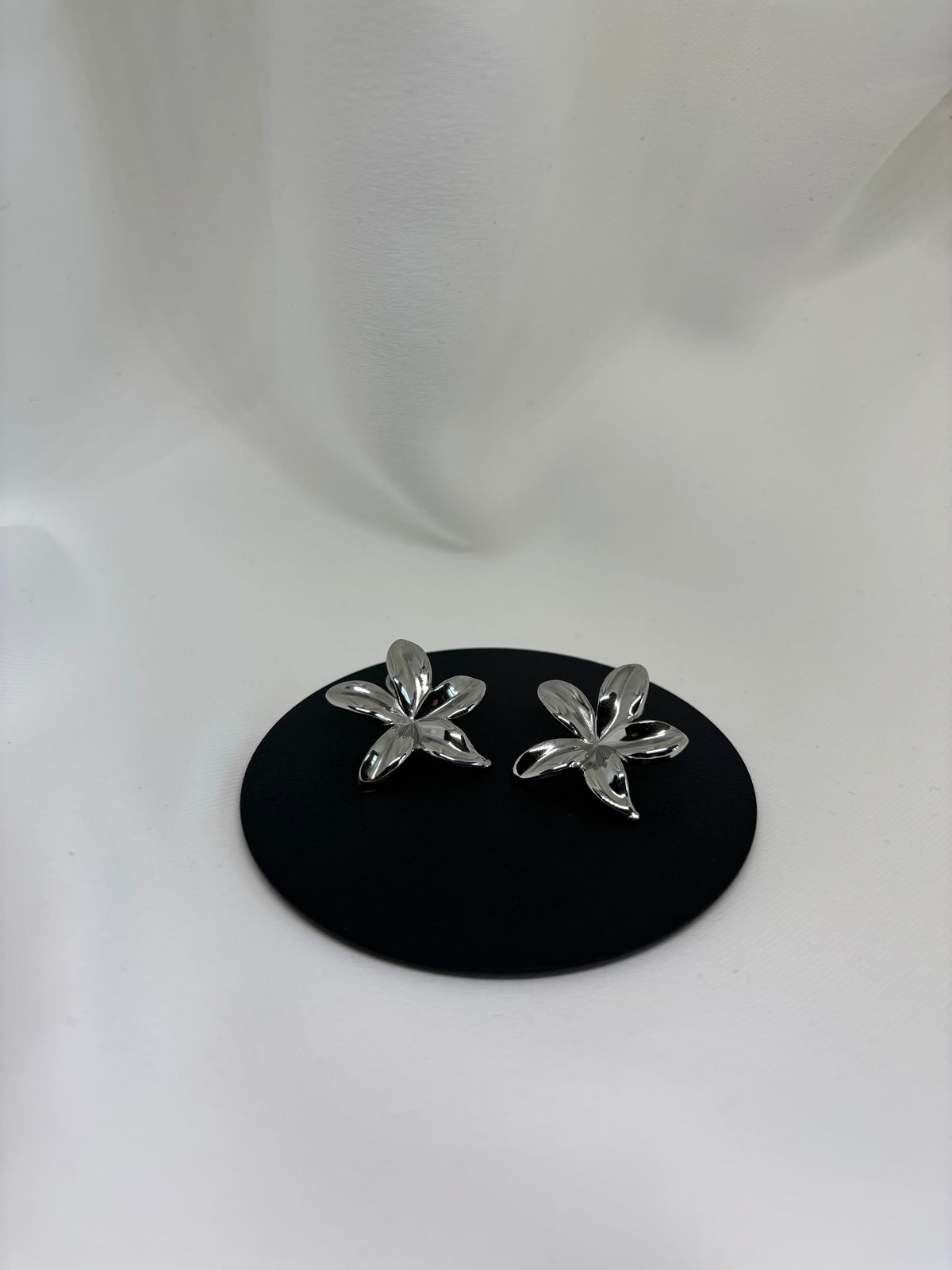 Boucles d’oreilles Lys