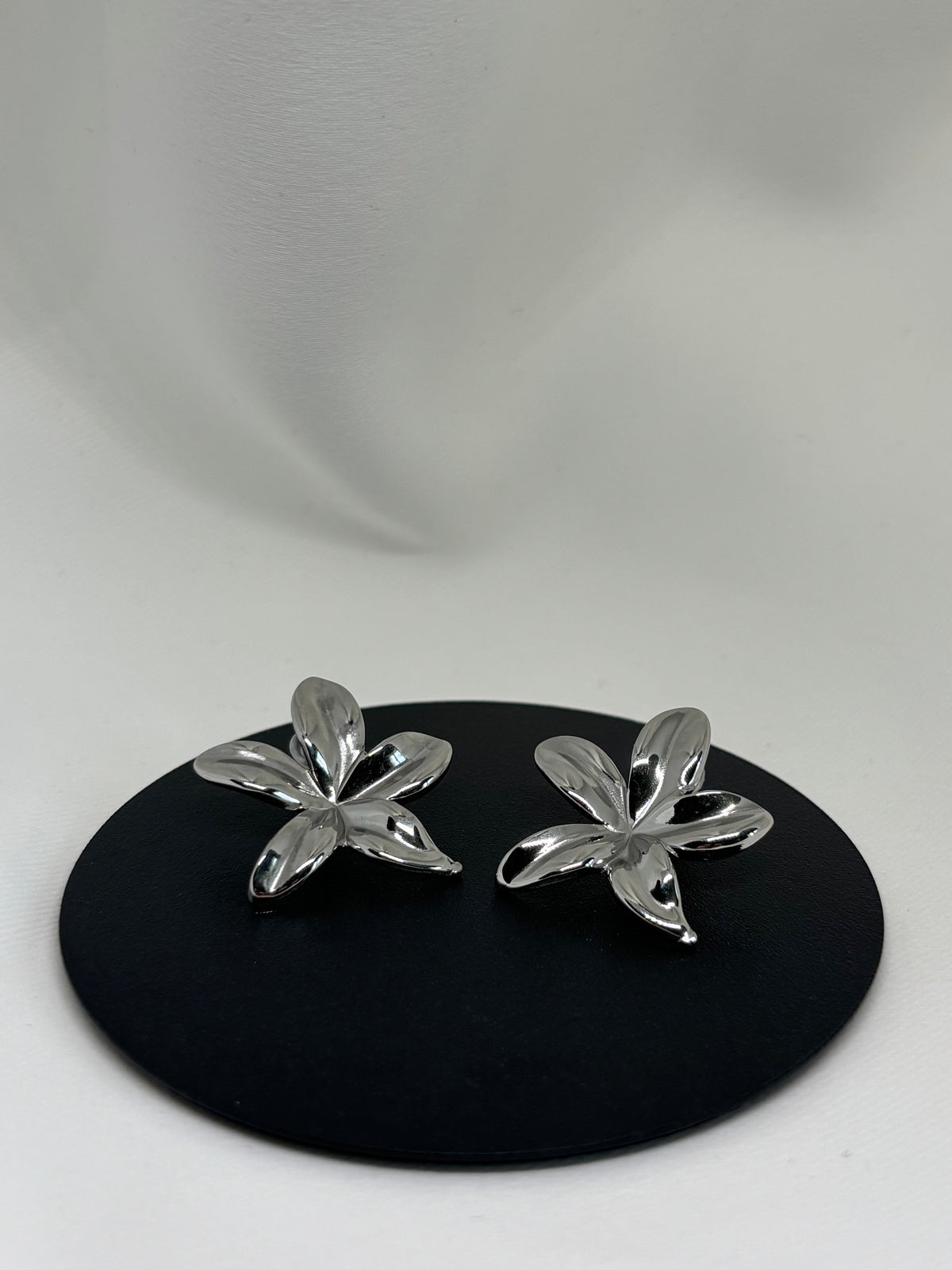 Boucles d’oreilles Lys