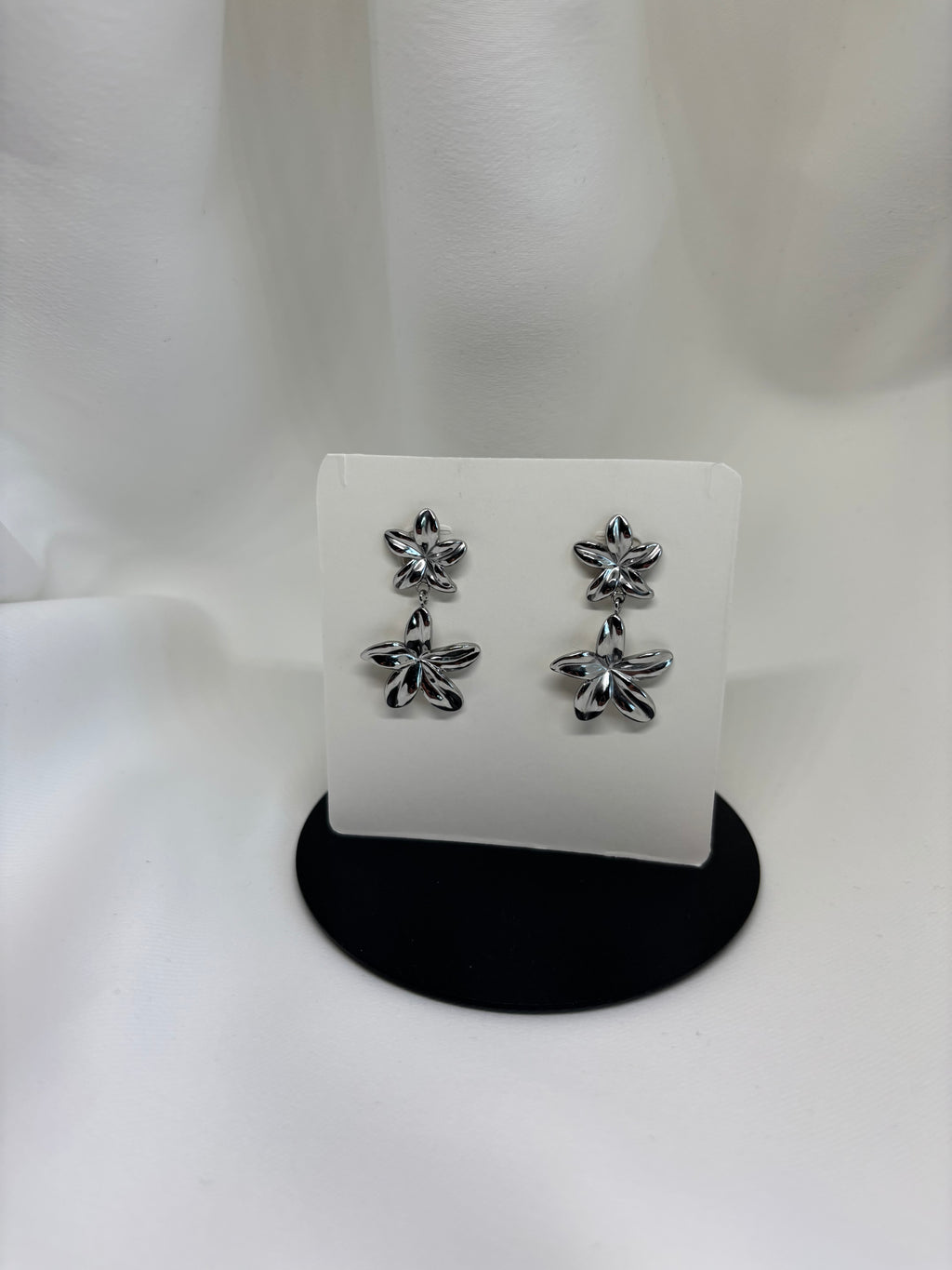 Boucles d’oreilles pendantes Lys