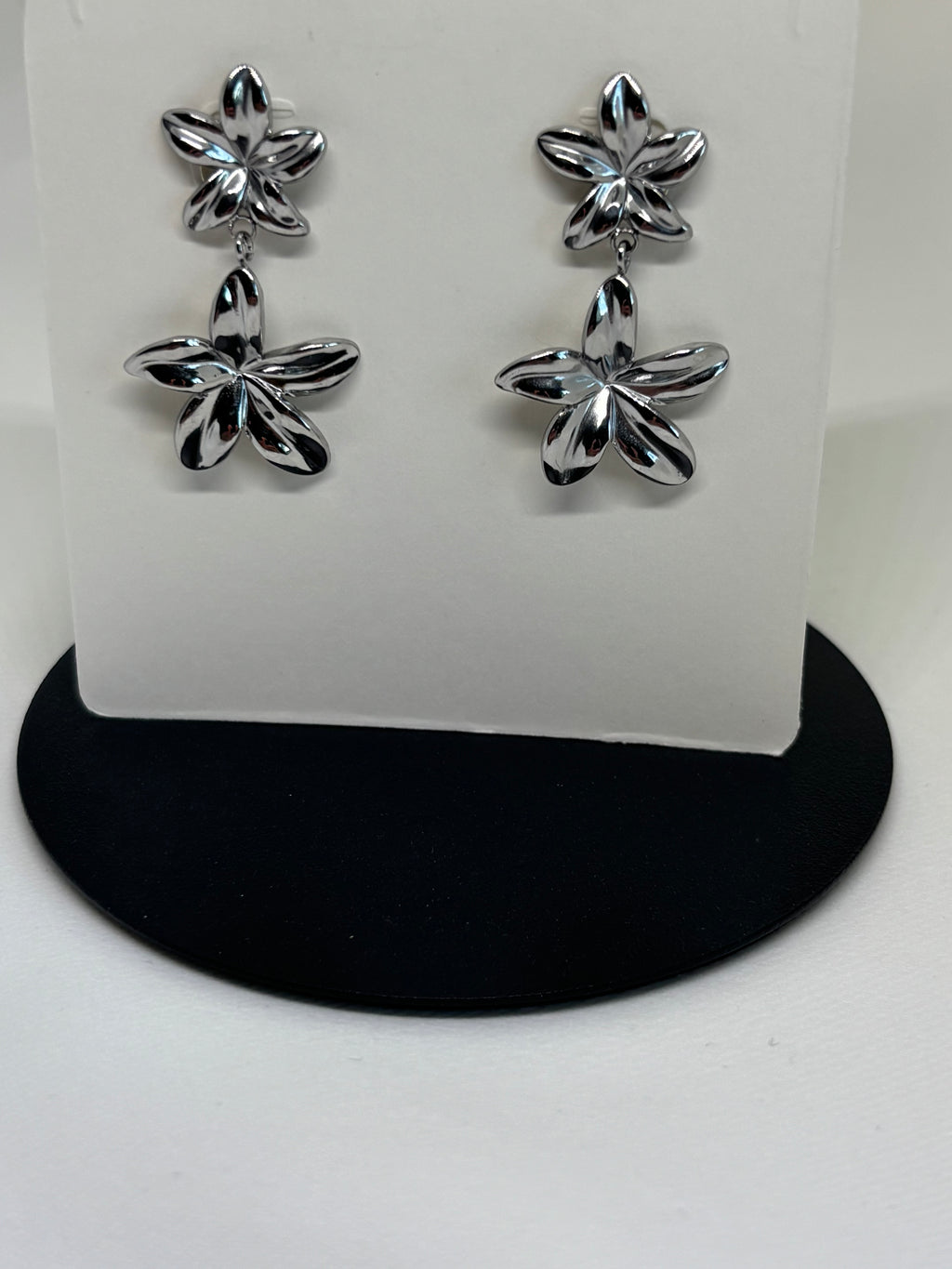 Boucles d’oreilles pendantes Lys