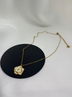 Collier Flora